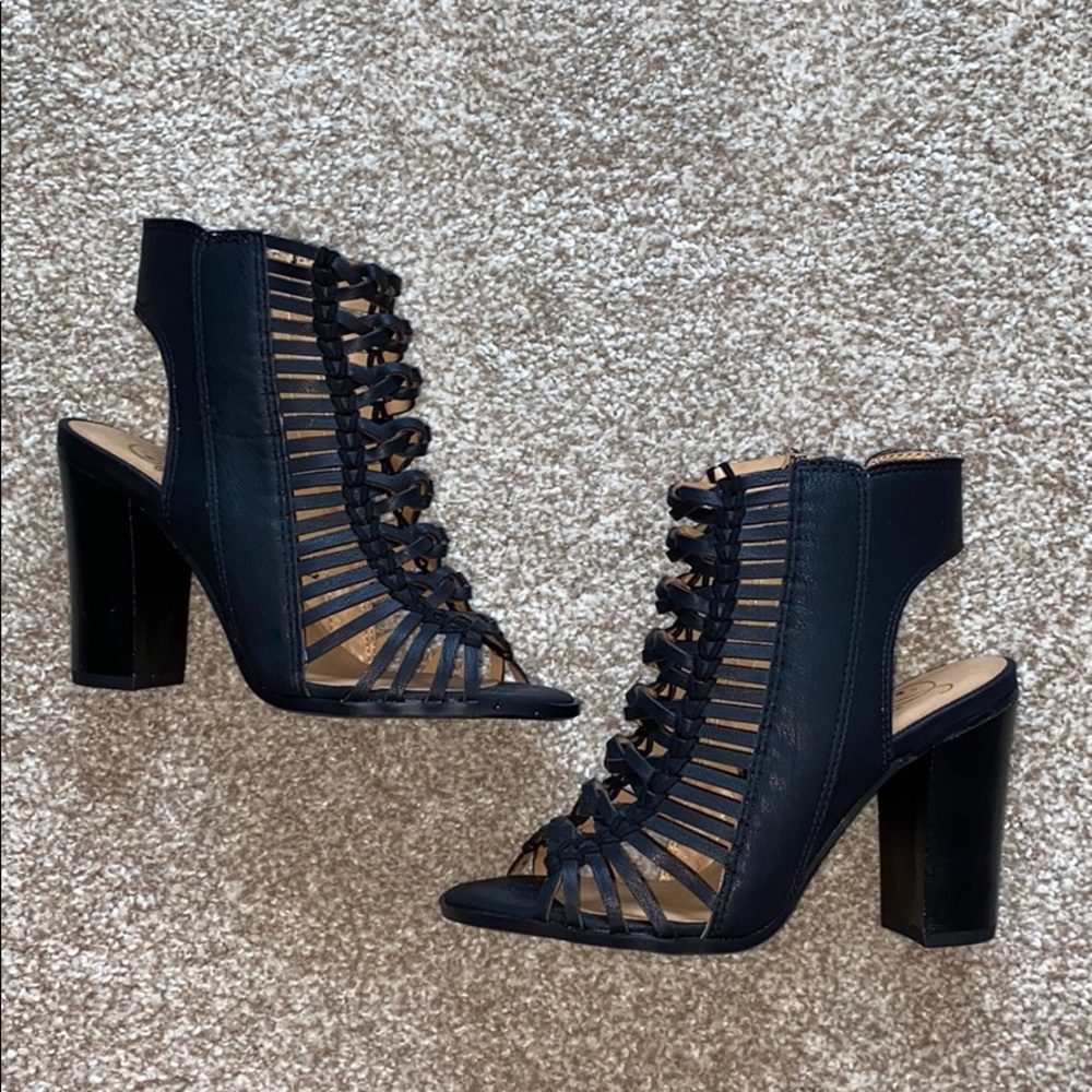 Heels - Picture 1 of 3